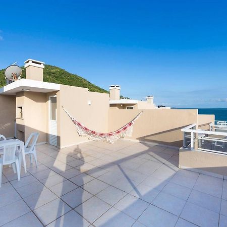 Apartamento Duplex Em 4 Ilhas บอมบินญัส ภายนอก รูปภาพ